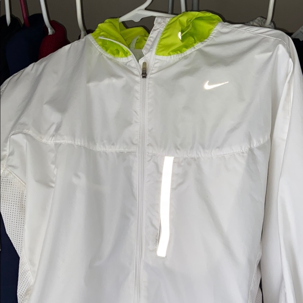 Nike light coat